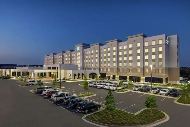 Embassy Suites by Hilton Round Rock - Dış Mekan