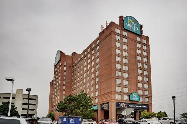 Embassy Suites by Hilton Toronto Airport