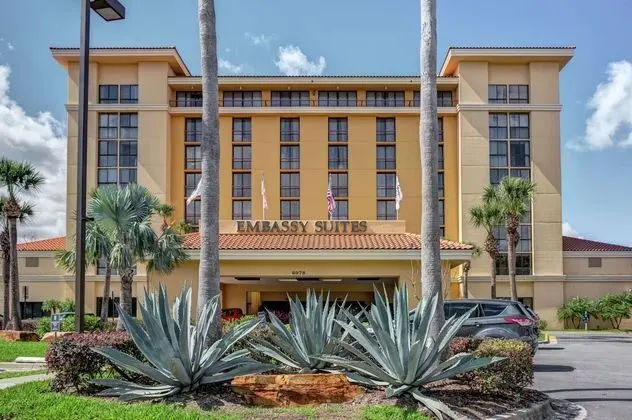 Embassy Suites International Dr Convention Center - Öne Çıkan Resim