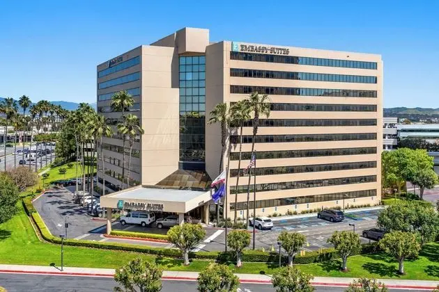 Embassy Suites Irvine - Dış Mekan