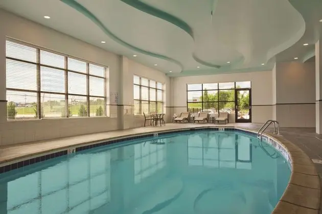 Embassy Suites Knoxville West - Havuz