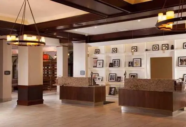 Embassy Suites Nashville - Airport - Lobi