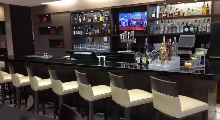Embassy Suites Newark Airport