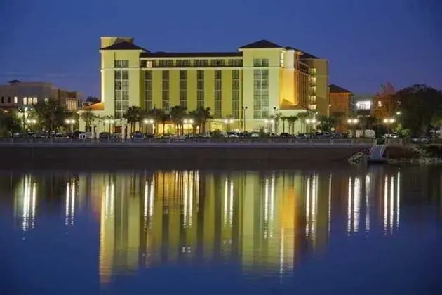 Embassy Suites Orlando North
