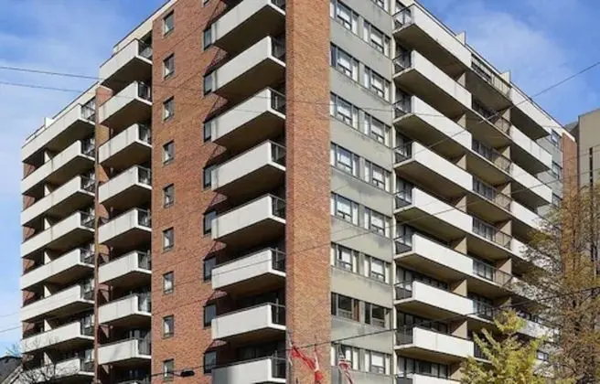 Embassy Hotel & Suites - Dış Mekan