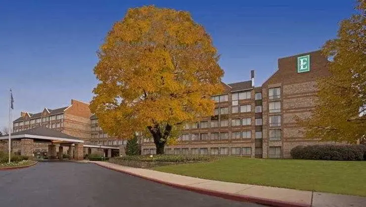 Embassy Suites Philadelphia Valley Forge
