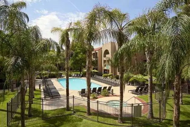 Embassy Suites Phoenix Tempe