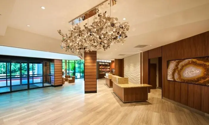 Embassy Suites Hotel Portland Washington Square - Lobi
