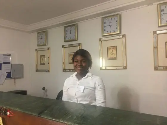 Embassy Suites Hotels & Restaurant - Lobi