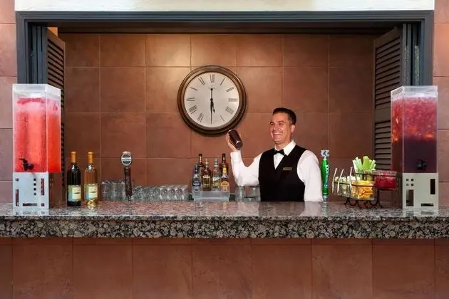 Embassy Suites Santa Ana - Orange County Airport