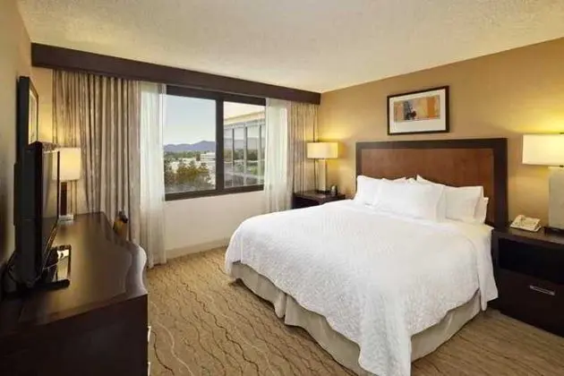 Embassy Suites Santa Clara Silicon Valley