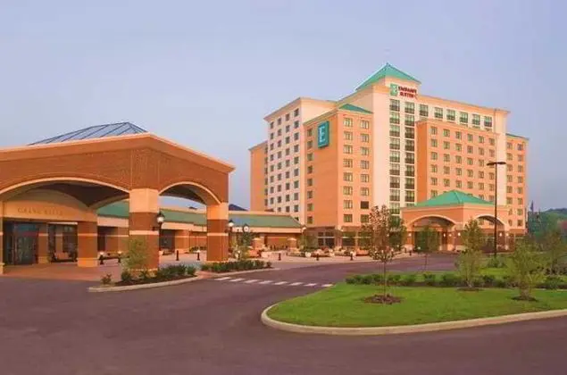Embassy Suites St. Louis-St. Charles/Hotel & Spa