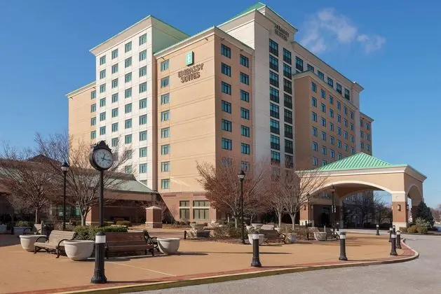 Embassy Suites St. Louis-St. Charles/Hotel & Spa - Öne Çıkan Resim