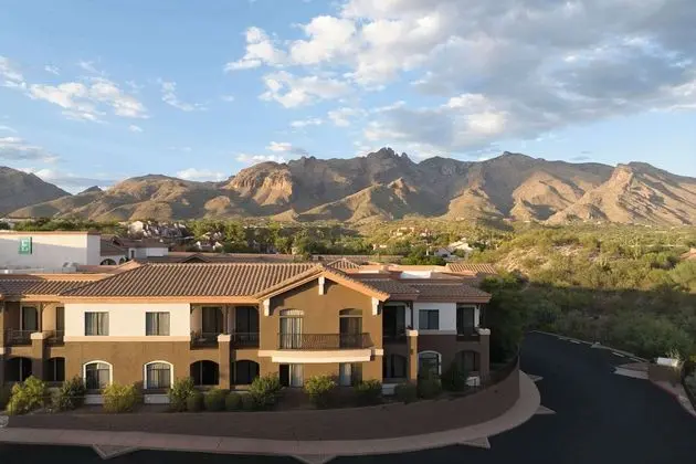 Embassy Suites Tucson Paloma Village - Dış Mekan