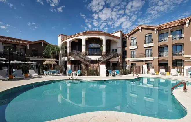 Embassy Suites Tucson Paloma Village - Havuz