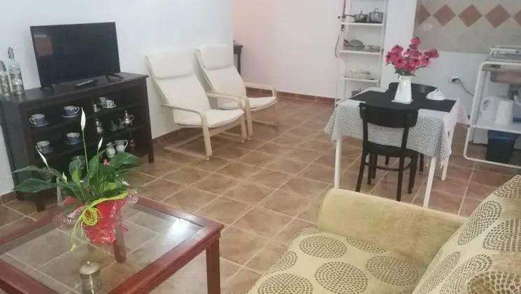 Emblema Suites - Adults Only - Oda Düzeni