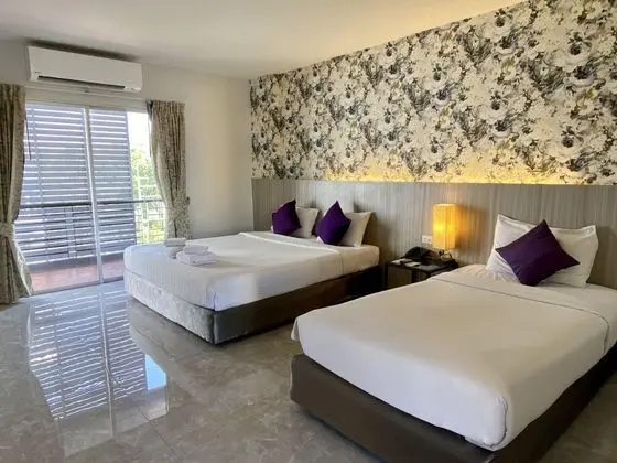 Embryo Hotel - Oda