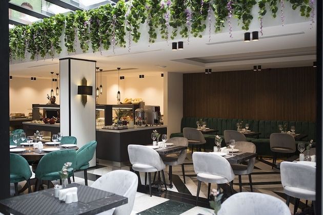 Emens HotelFotoğrafı