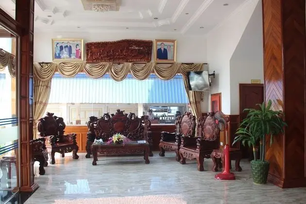 Emerald BB Battambang Hotel - Lobi