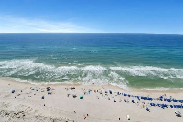 Emerald Beach Resort by Southern Vacation Rentals - Plaj