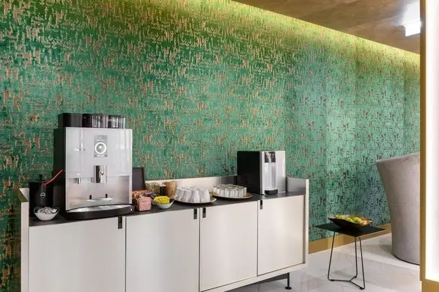 Emerald Hotel - Lobi