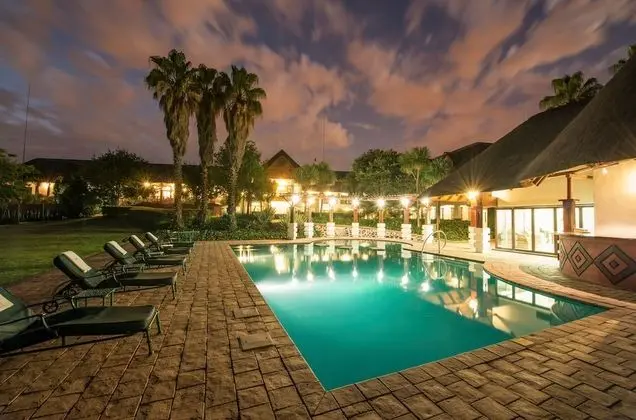 Emerald Resort & Casino - Havuz