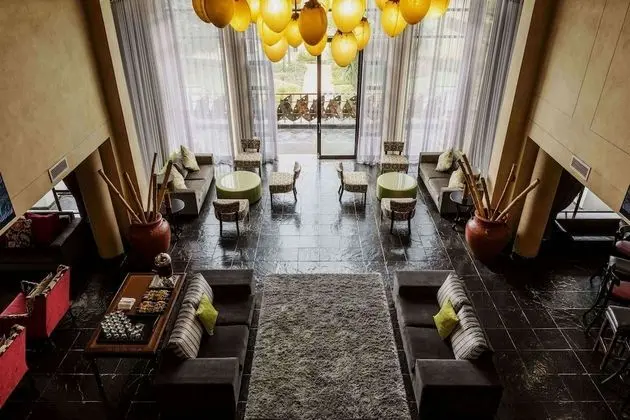 Emerald Resort & Casino - Lobi