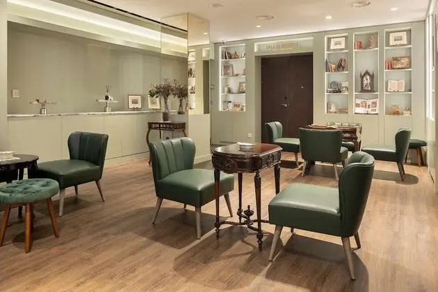 The Emerald House Lisbon, Curio Collection By Hilton - Lobi