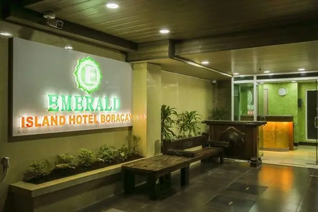 Emerald Island Hotel - Lobi