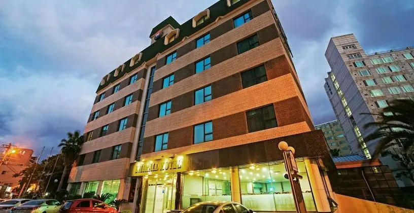 Emerald Hotel