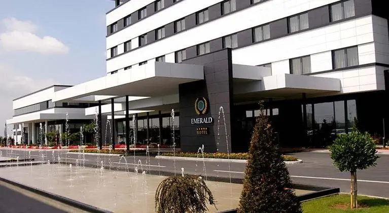 Emerald  Hotel