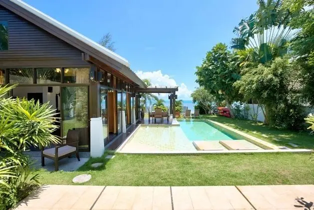 Emerald Sands Beach Villa - Havuz