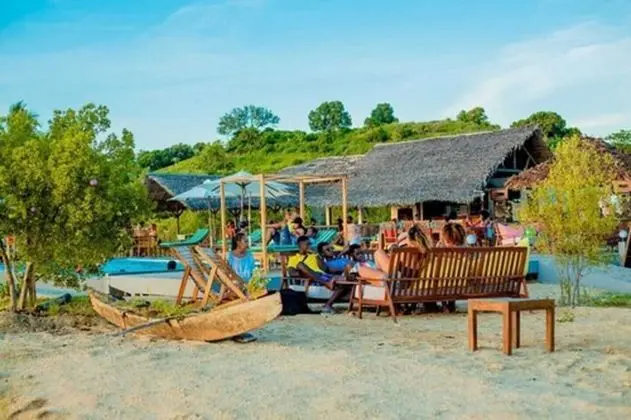 Emeraude Lodge - Plaj