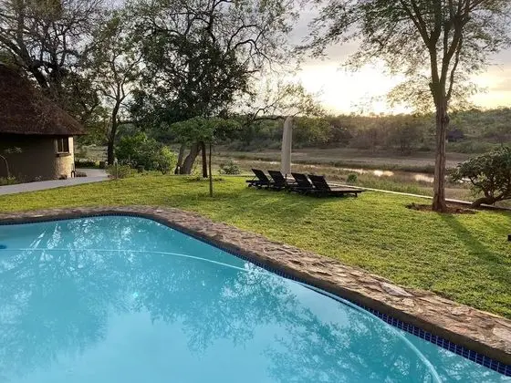 Emhosheni River Lodge - Havuz