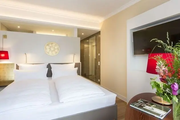 EMICHS Hotel - Oda