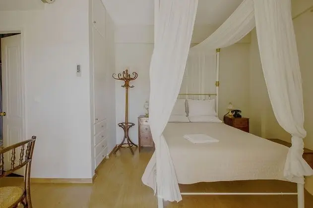 Emilia Luxury Apartments - Oda