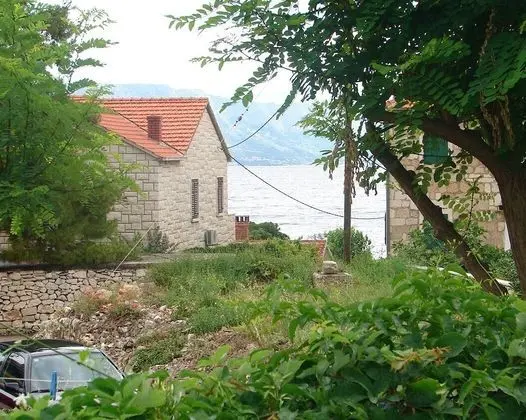 Emilija - Close to the sea - A1