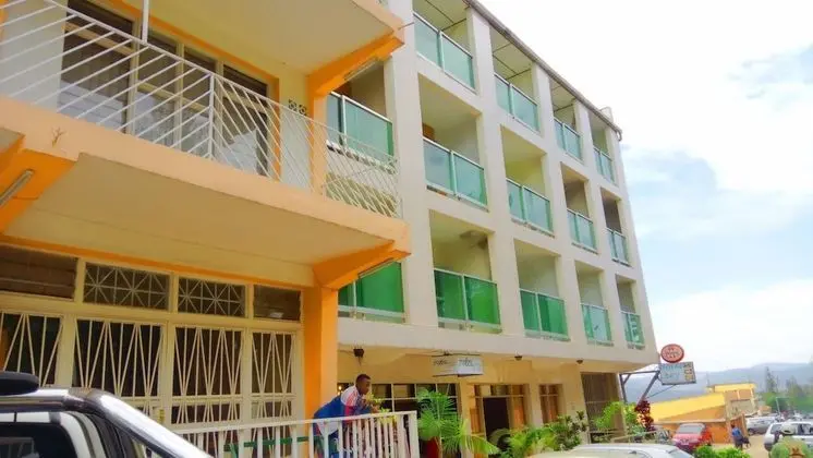 Eminence Hotel