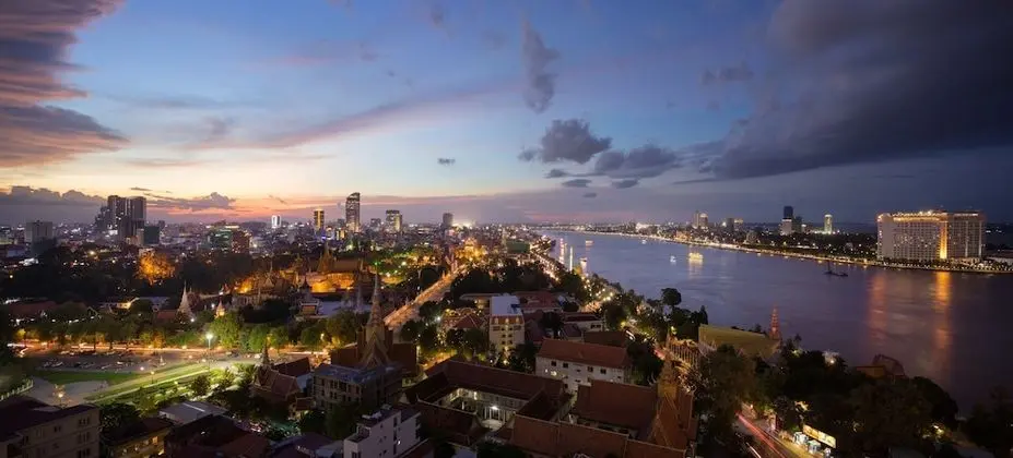 Hotel Emion Phnom Penh - Yerinde Yemek