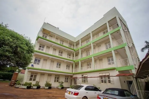 Emirina Travel Hotel