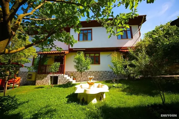 Emiroğlu Konak