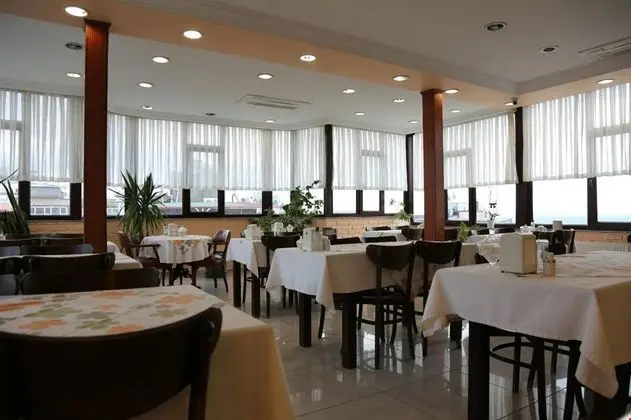 Emos Hotel