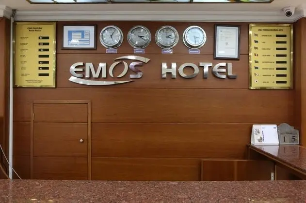 Emos Hotel - Genel