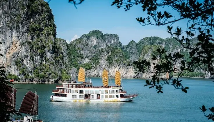 Emperor Cruise Ha Long - Dış Mekan