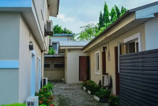 The Emperor Place Annex