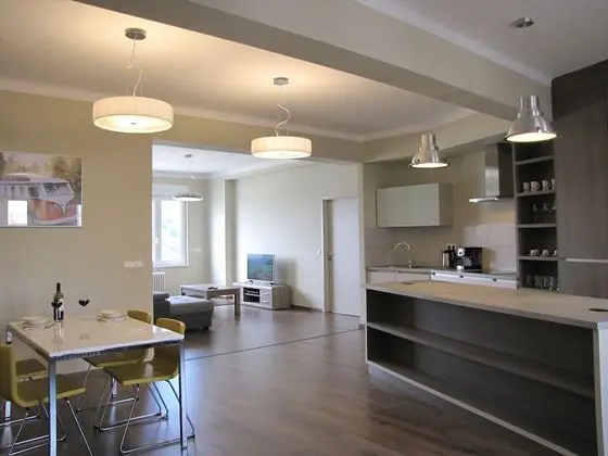 Empire of Liberty Apartment - Öne Çıkan Resim