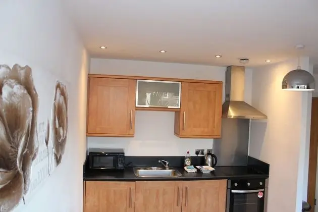 Empire Serviced Apartments - Mutfak