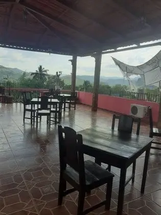 Hotel Emporio Maya