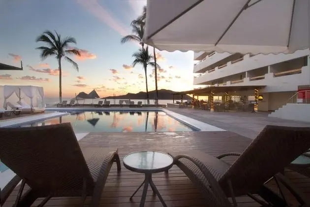 Emporio Mazatlan - Havuz