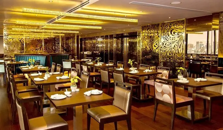 Emporium Suites by Chatrium - Yeme / İçme